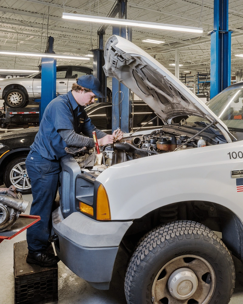 ASE Certified Power Stroke Truck Mechanics Houston
