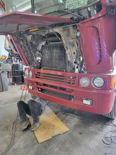 MaxxForce Navistar Truck Repair Shop Near Me Houston