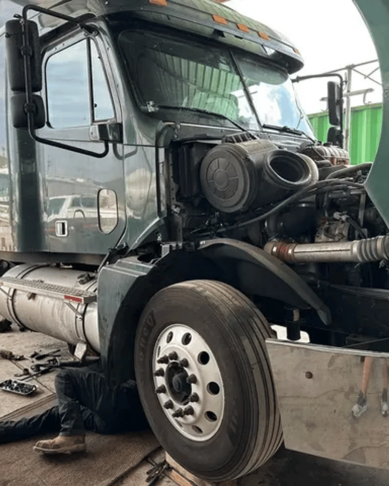 Urgent Fuel oil Truck Repair Houston
