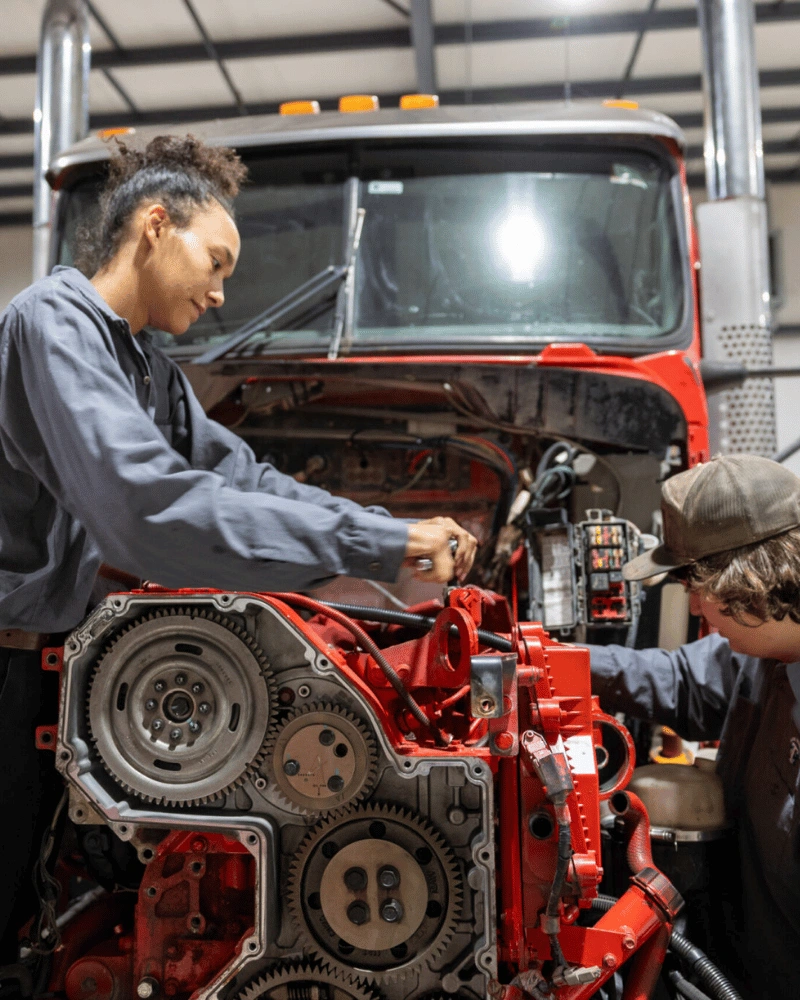 ASE Certified Diesel Engine Truck Mechanics Houston