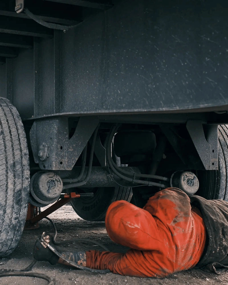 ASE Certified Heavy-Duty Drivetrain Repair Mechanics Houston