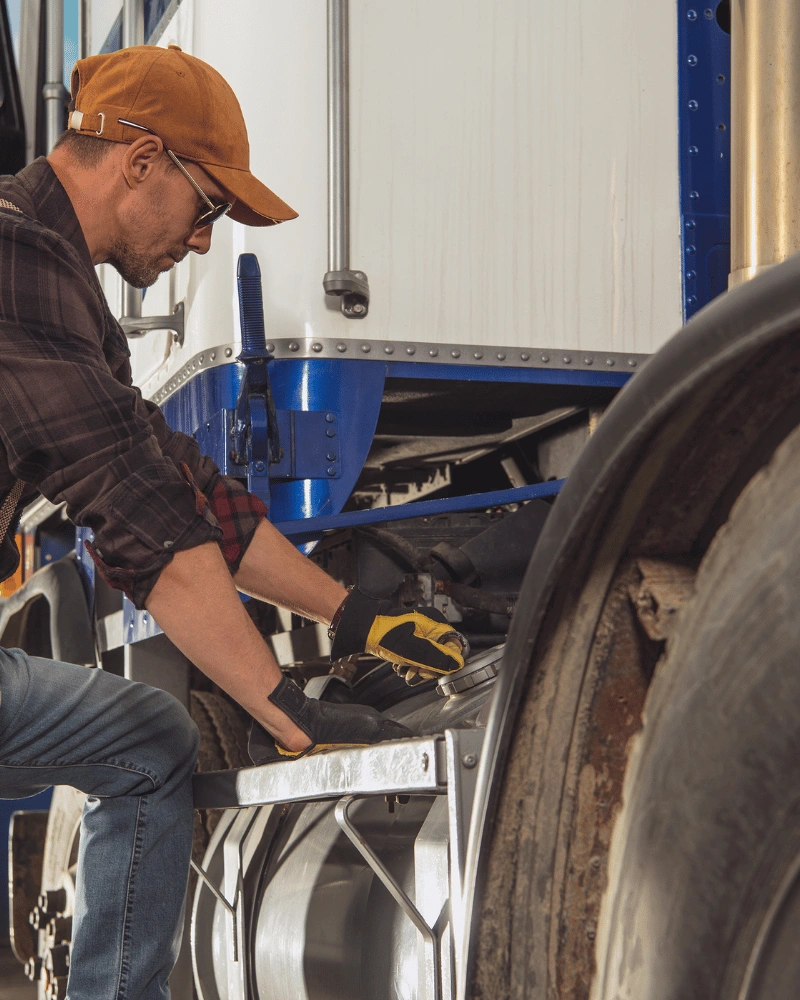 Cheap Truck Battery Service (Diagnosis, Jumpstart, Replacement) in Houston